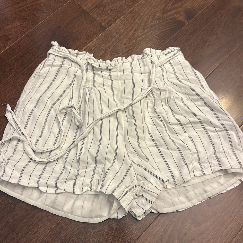 American Eagle soft shorts